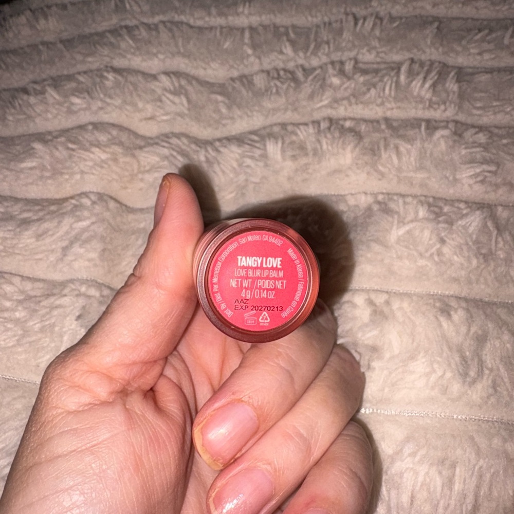 Kaja Love Blur Soft Comfort Semi Matte Lip Balm - Tangy Love - Picture 10 of 16